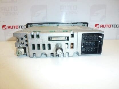 Autoradio Radio mit CD Citroën C1 Peugeot 107 86120-0H010 6564K6 – Bild 2