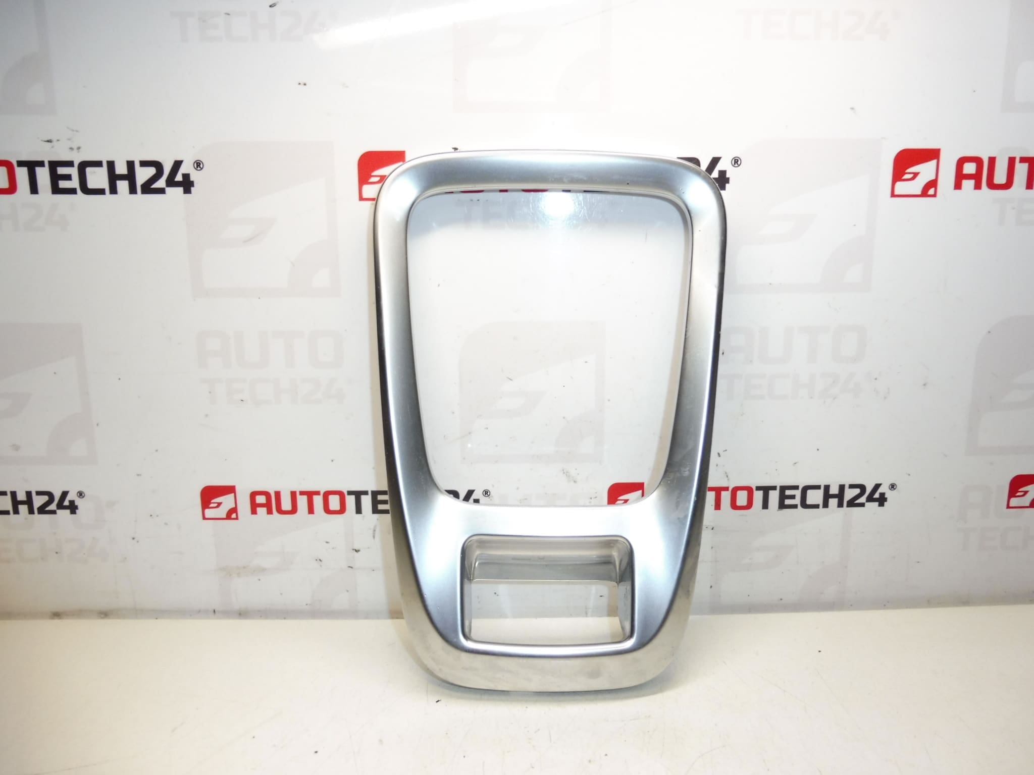Peugeot 3008 5008 Schalthebel-Dekorabdeckung 9685474977 7591L9